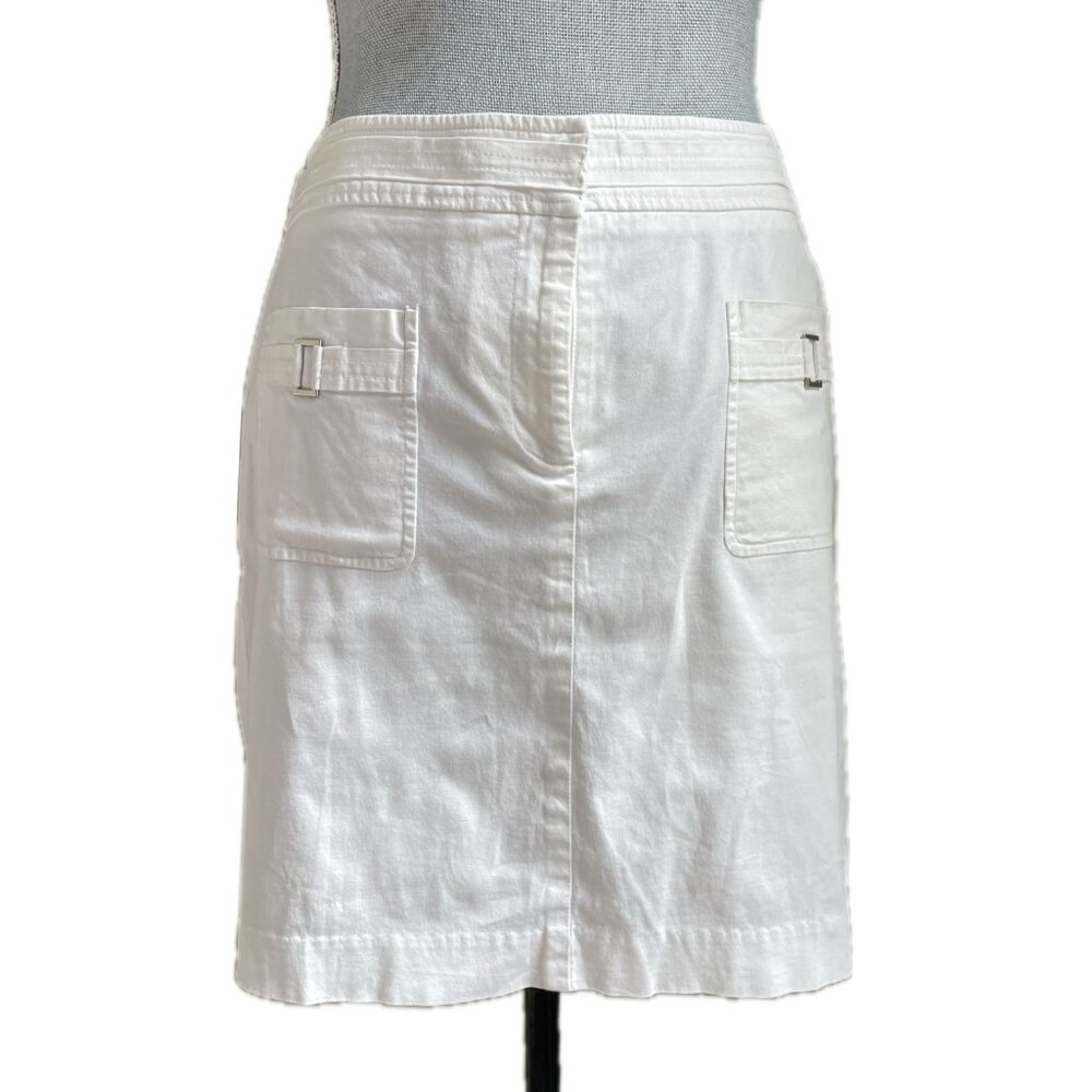 Calvin Kline  Y2k White Mini Skirt Size 4P with pockets